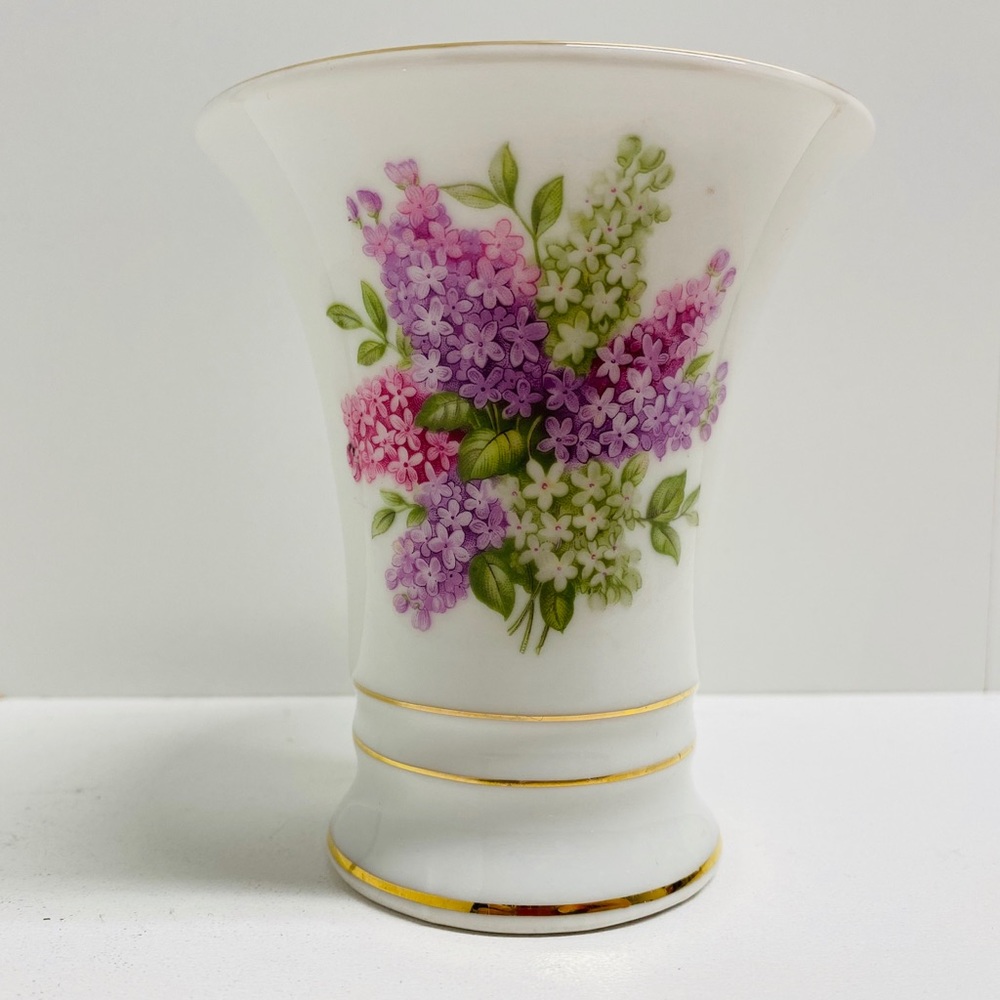 Arzbery Germany Lilac Time #84 Vintage 4 inch Vase
